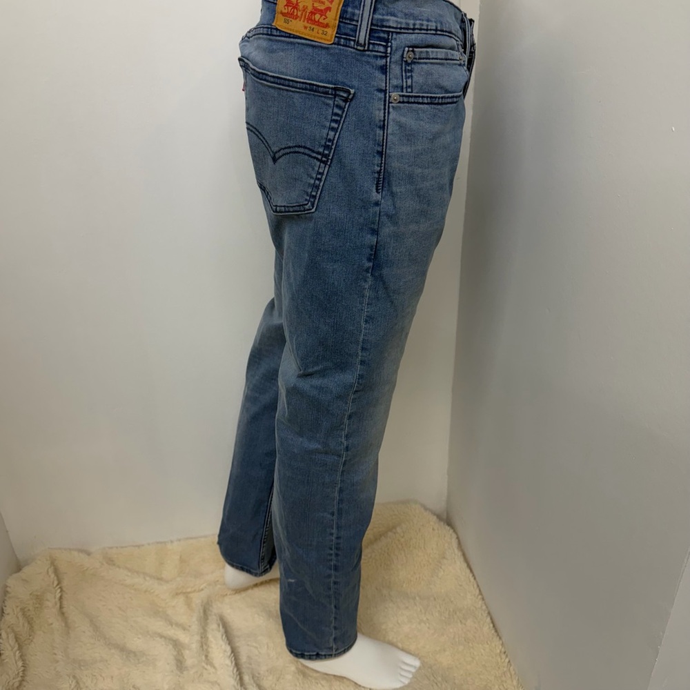 Levis 505 34 x 32 Classic Straight Leg Fit Medium Wash - Picture 10 of 15